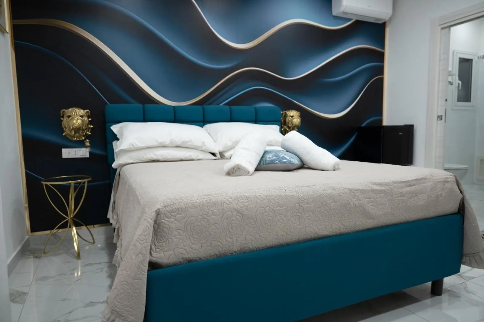 Seven7 Rooms Katania